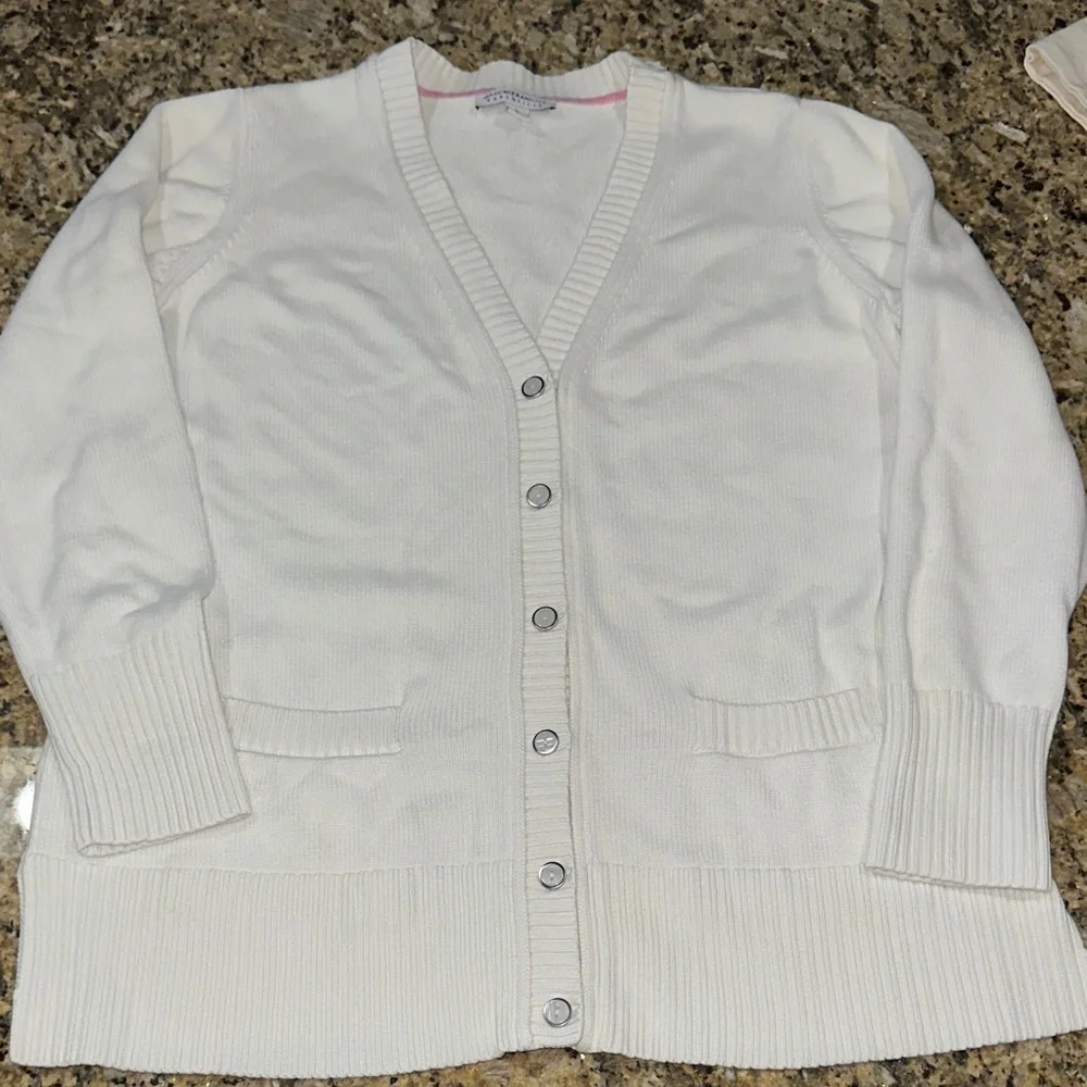 Isaac Mizrahi Cream V-Neck Button Cardigan